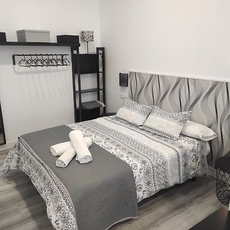 Apartamento Turistico Lyra Baena Exterior photo